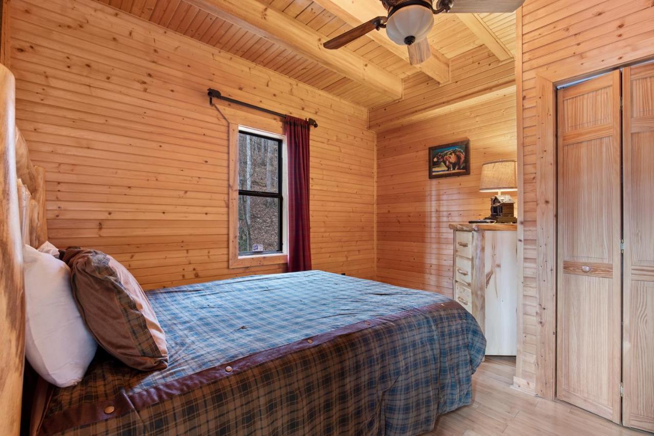 Dreams&Streams, 2 Bedrooms, Jetted Tub, Pool Table, Arcade, Sleeps 8 Gatlinburg Exterior foto