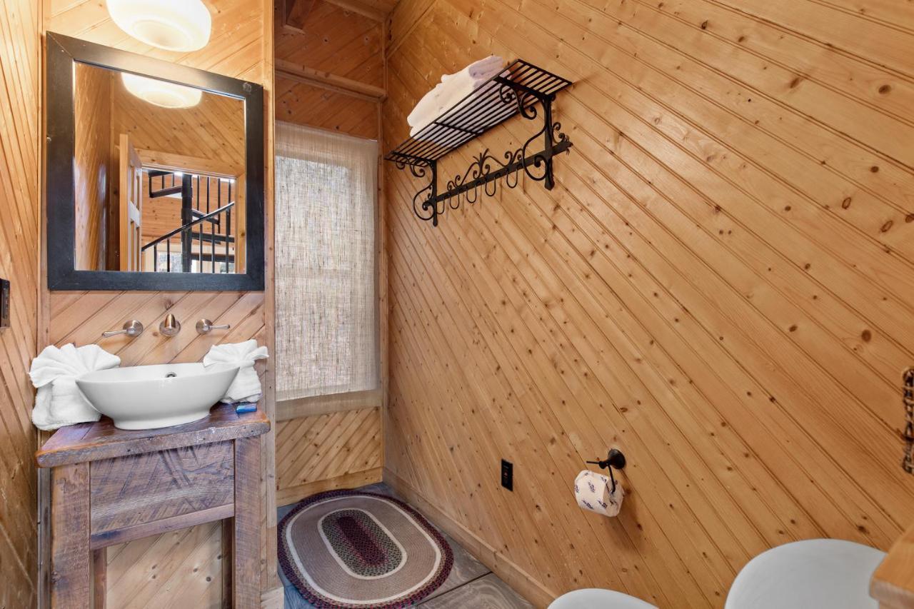 Dreams&Streams, 2 Bedrooms, Jetted Tub, Pool Table, Arcade, Sleeps 8 Gatlinburg Exterior foto